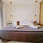 Beachfront Dream: Prime Location With Sea Views * Fuengirola