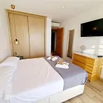 Apartment Beachfront Dream: Prime Location With Sea Views