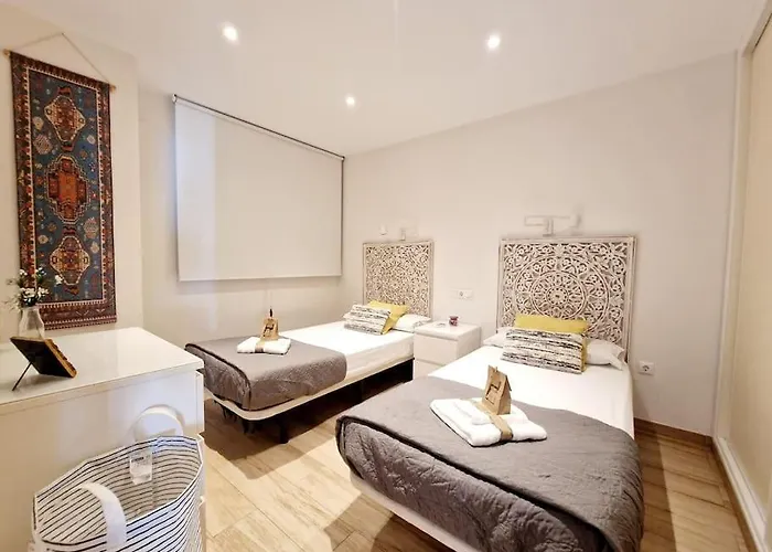 Appartement Beachfront Dream: Prime Location With Sea Views