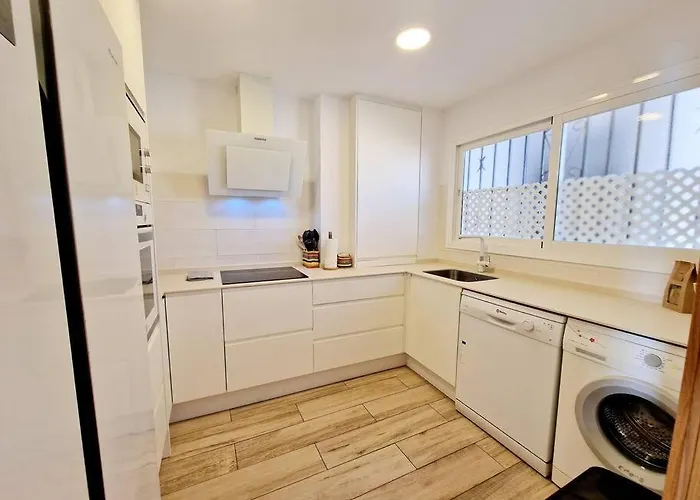 Beachfront Dream: Prime Location With Sea Views *