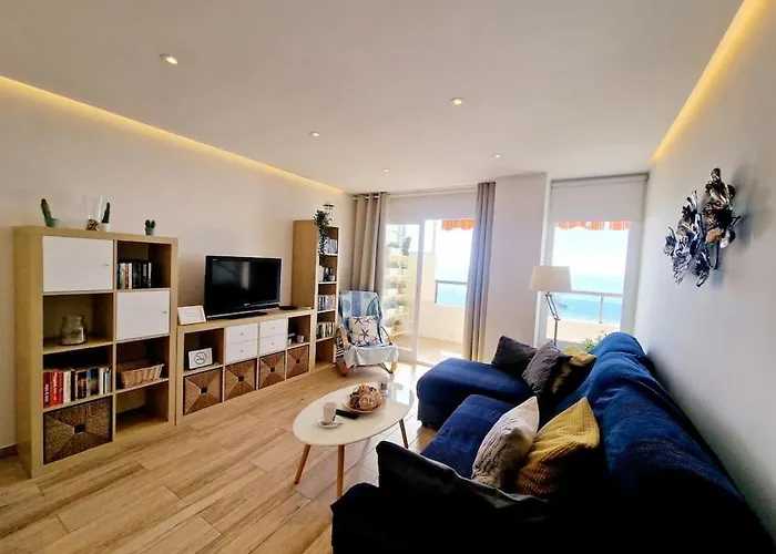 アパート Beachfront Dream: Prime Location With Sea Views *